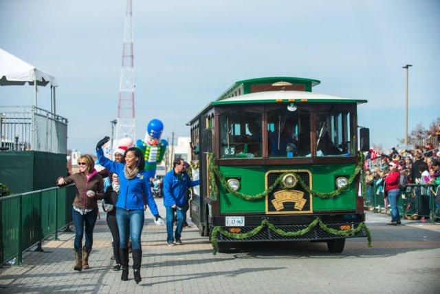 Dominion Christmas Parade 2016